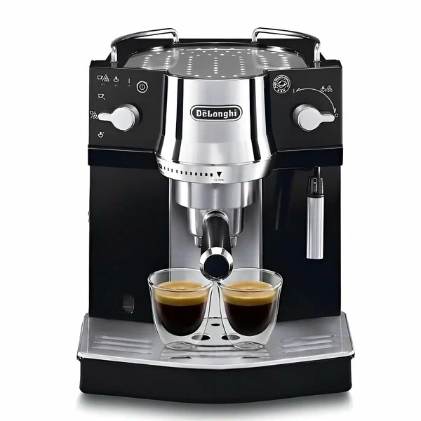 Рожковая кофеварка DeLonghi EC820. B с капучинатором Черная 15 Бар