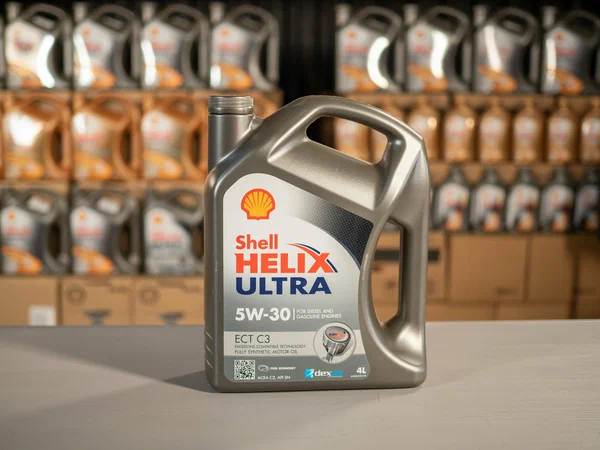 Моторное масло Shell Helix Ultra ECT C3 5W-30, синтетическое, 4 литра