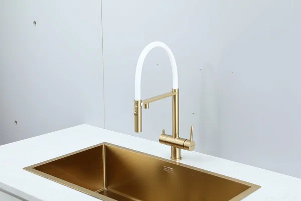 Смеситель для кухни GAPPO G4397-83 с подключением фильтра питьевой воды, сатин золотой, латунь