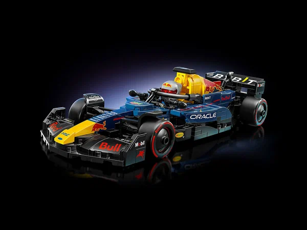 Конструктор LEGO Speed Champions 77243 Конструктор Oracle Red Bull Racing RB20 F1®