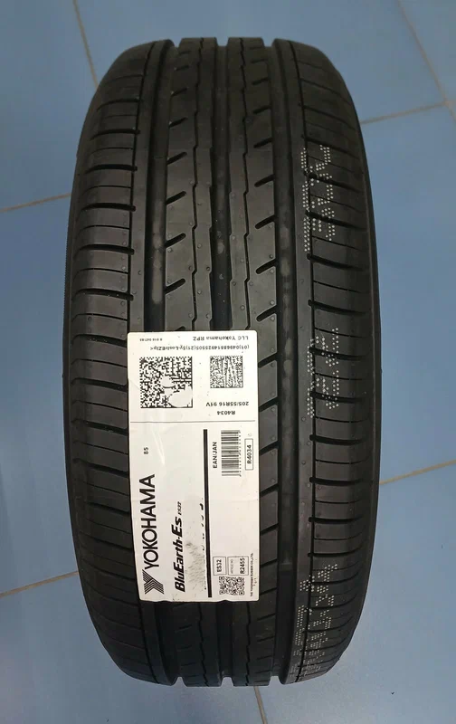 185/55R15 Yokohama BluEarth-Es ES32 82V Россия ( дата 4525 )