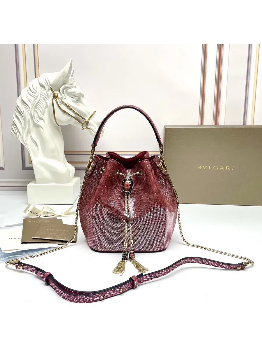 Bvlgari / Женственная сумка через плечо
