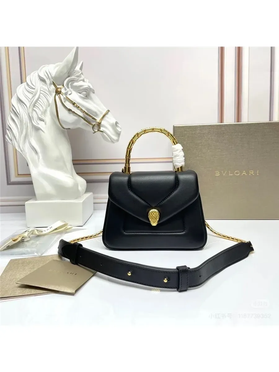 Bvlgari / Сумка на плечо багет