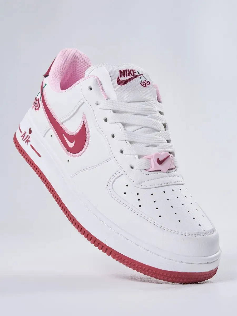 Кроссовки Nike