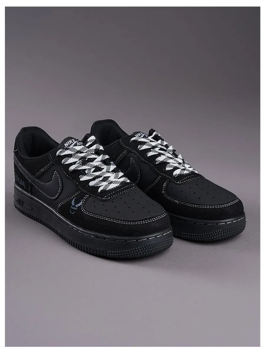 Кроссовки Nike