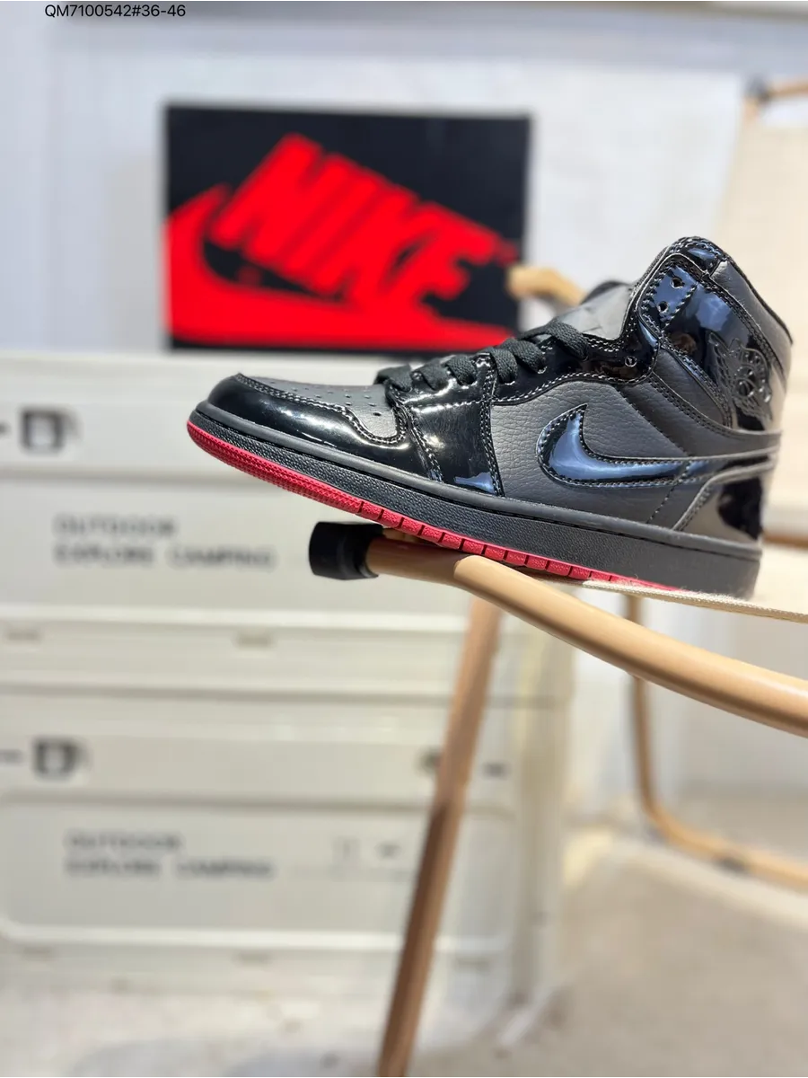 Nike / Air Jordan 1 Mid AJ1 Балетки,черный