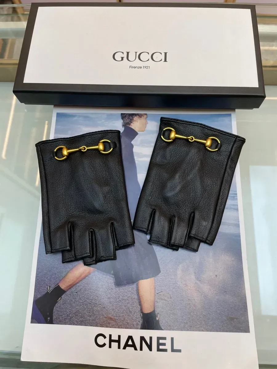 Gucci / антискользящие перчатки люкс