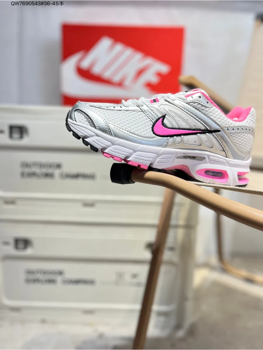 Nike / Air Max Moto 2K Кроссовки,светло-розовый