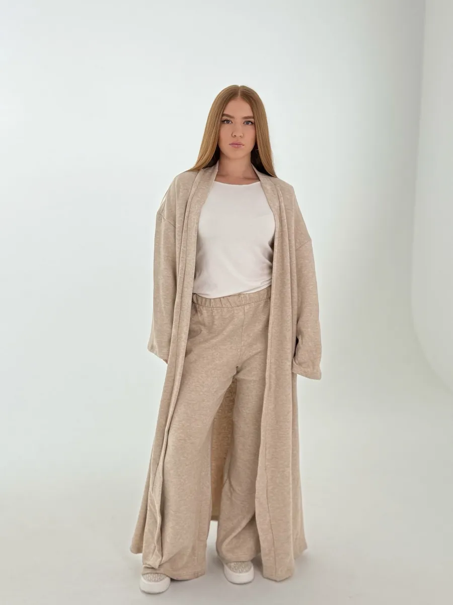 Unico store / Костюм тройка теплый с кардиганом демисезонный