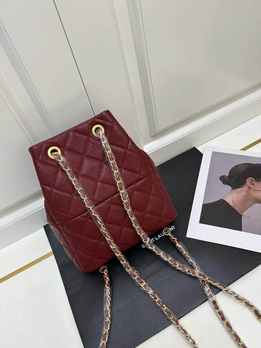 Chanel / Маленькая сумочка