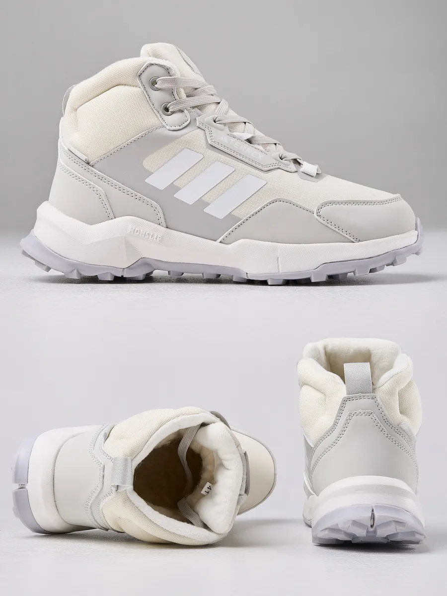 adidas / Кроссовки зимние мужские terrex