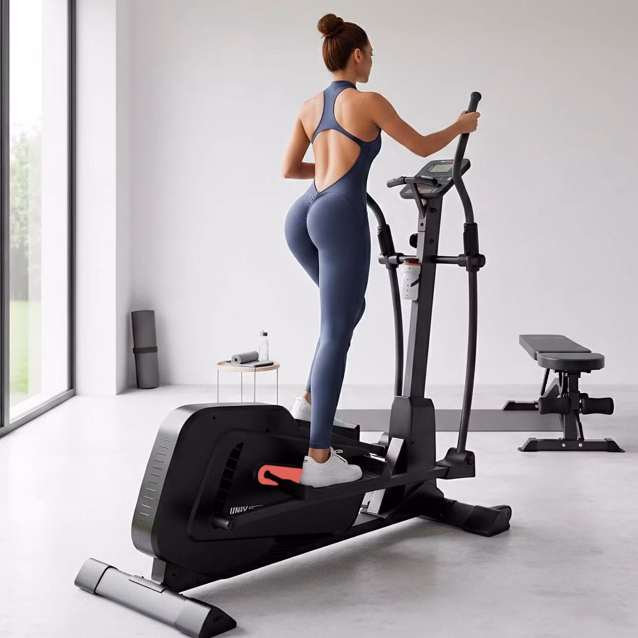 Эллиптический тренажер для дома UnixFit SL-400X магнитный, до 140 кг, шаг 41 см, маховик 22,3 кг, 8 уровней нагрузки