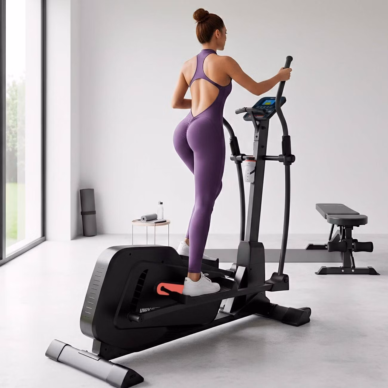 Эллиптический тренажер для дома UnixFit SL-400XE электромагнитный, до 140 кг, шаг 41 см, маховик 9 кг, 16 уровней нагрузки